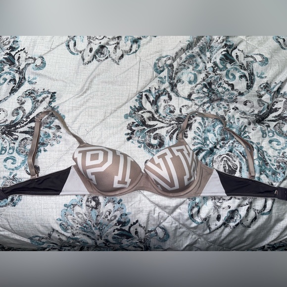 Pink bra - Picture 1 of 1